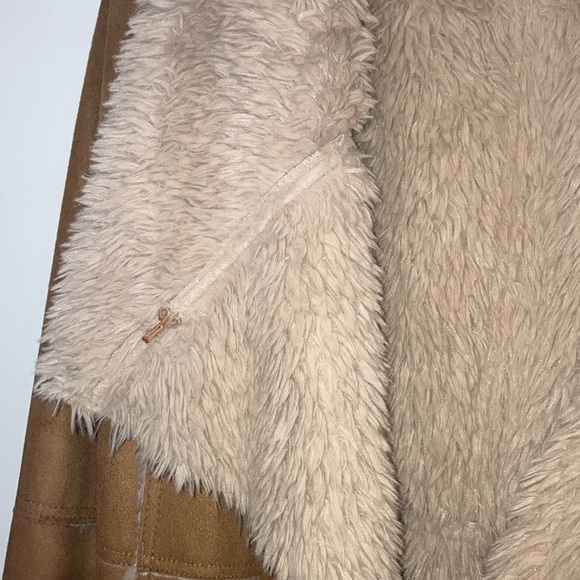 Shearling style Jacket - Picture 6 of 7